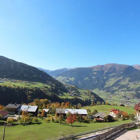 Laura By Interhome Appartamento Zell am Ziller