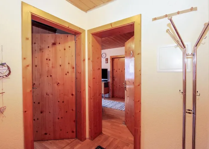 公寓 Laura By Interhome 齐勒河谷采尔