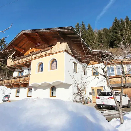 アパート Laura By Interhome *