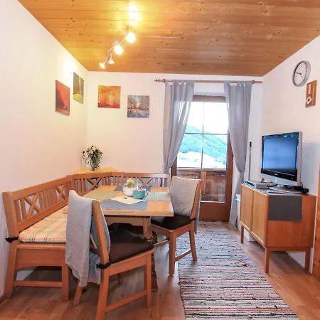 アパート Laura By Interhome